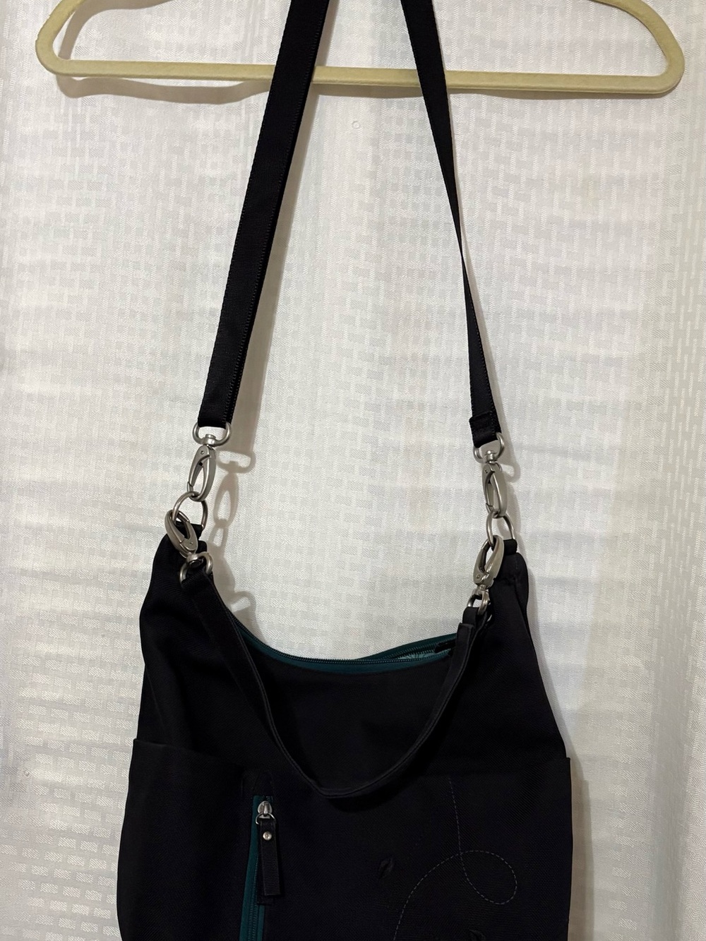 Haiku Women's Crossbody Shoulder Bag